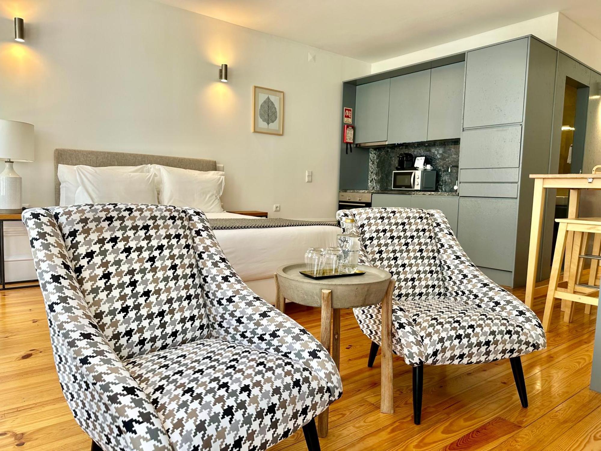 Youropo - Stories Apartment Porto Luaran gambar