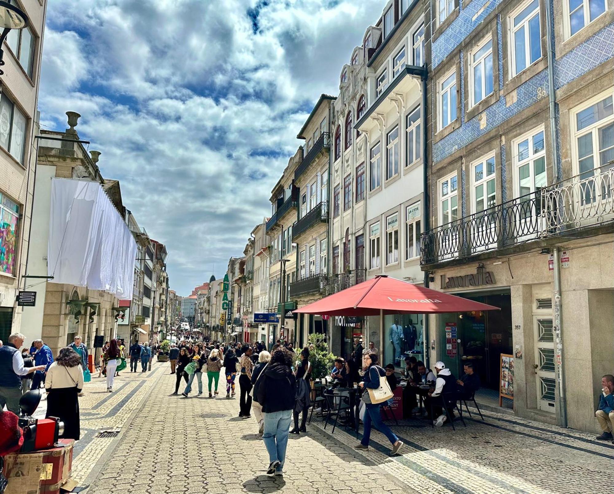 Youropo - Stories Porto Luaran gambar